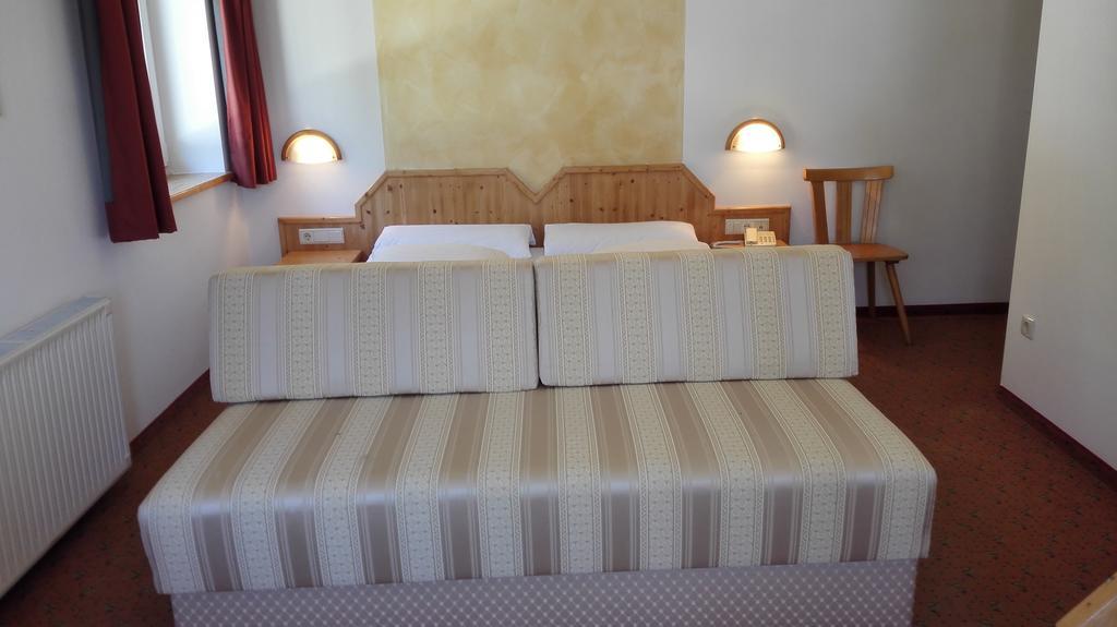 Aurora Hotel Plancios Room photo